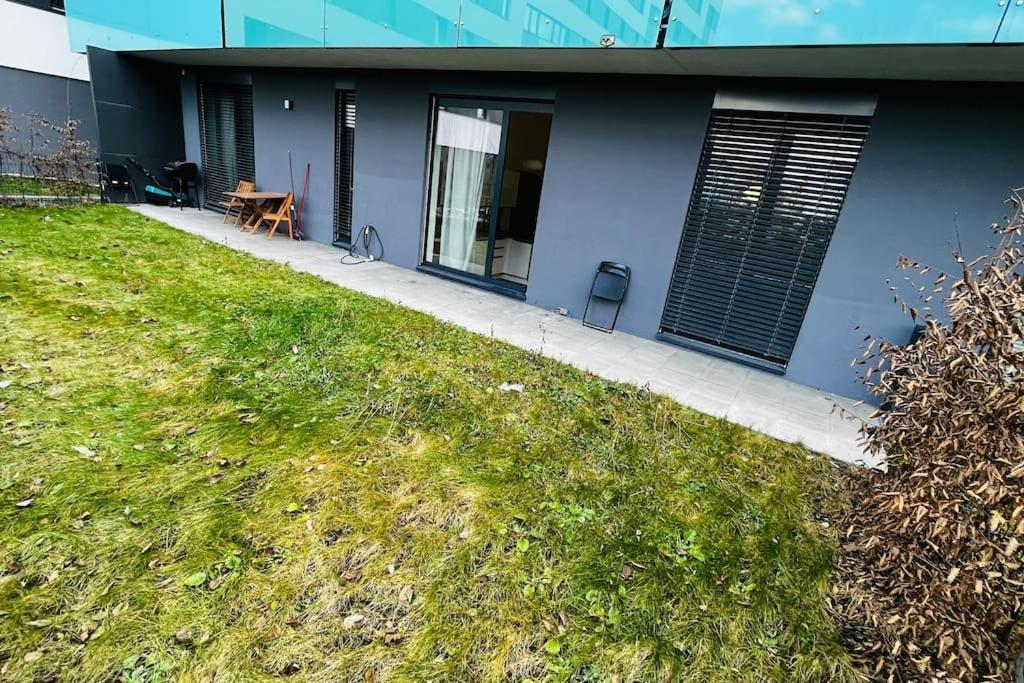 Apartment Holesovice, Garden, Garage Prague Extérieur photo